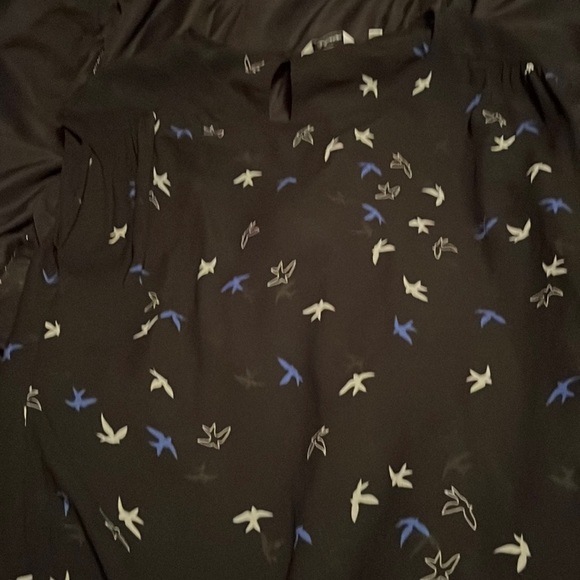 Reitmans xs black birds blouse - Picture 1 of 1